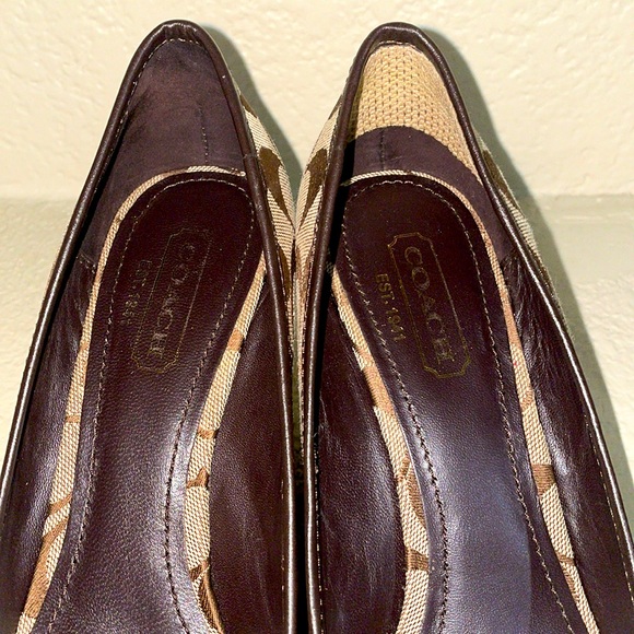 Coach Wedges - Picture 2 of 8